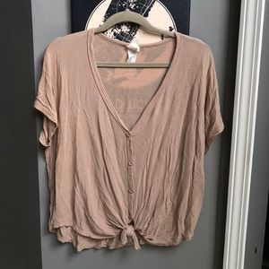 ⛄️tie front short sleeve⛄️